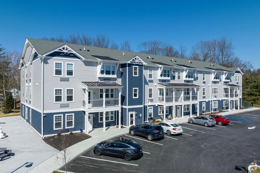 35 Violet Ave, Poughkeepsie, NY 12601 Violet Estates