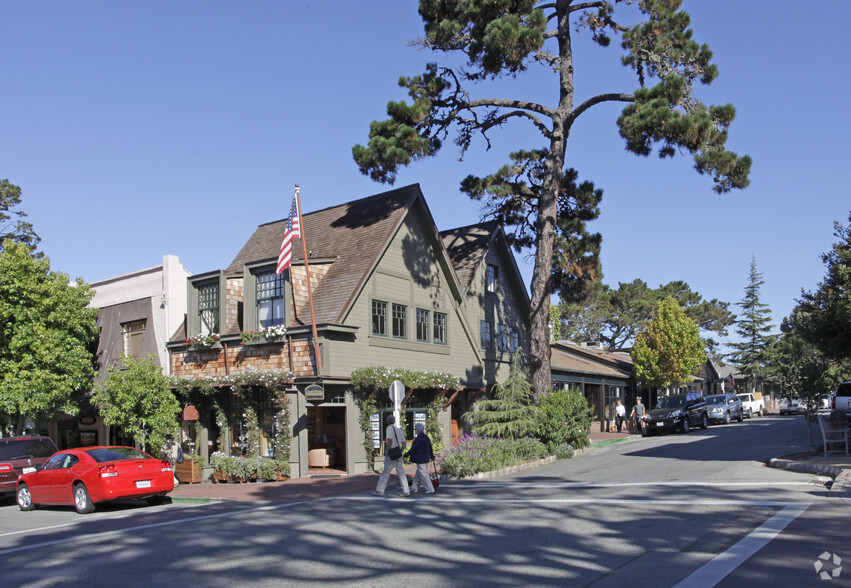 840 Ocean Ave, Carmel, CA for sale - Primary Photo - Image 1 of 1