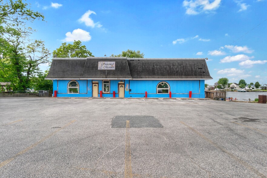 601 Wise Ave, Dundalk, MD for sale - Building Photo - Image 1 of 1