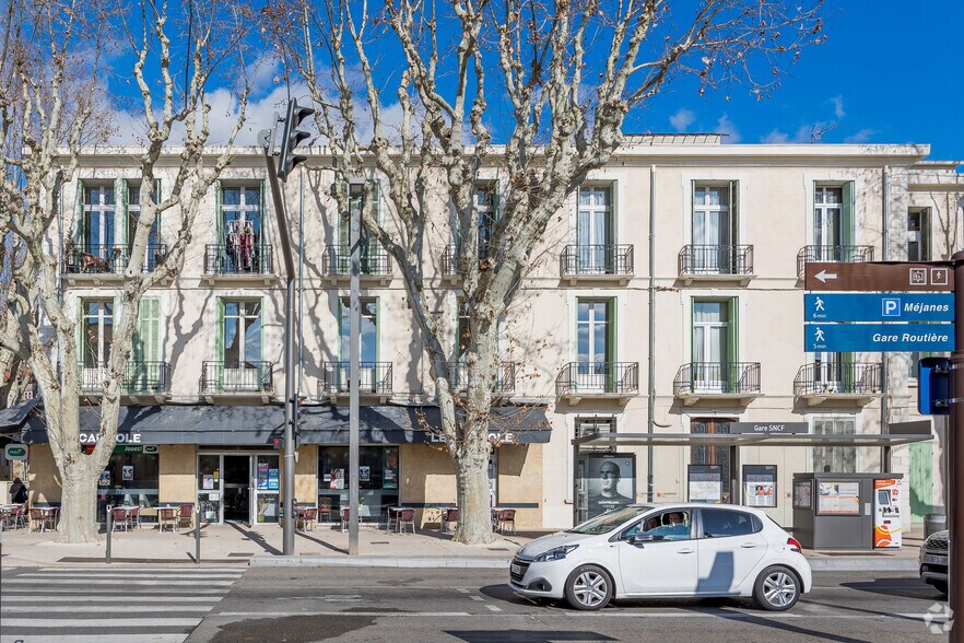 Office in Aix-en-Provence for lease - Building Photo - Image 2 of 4
