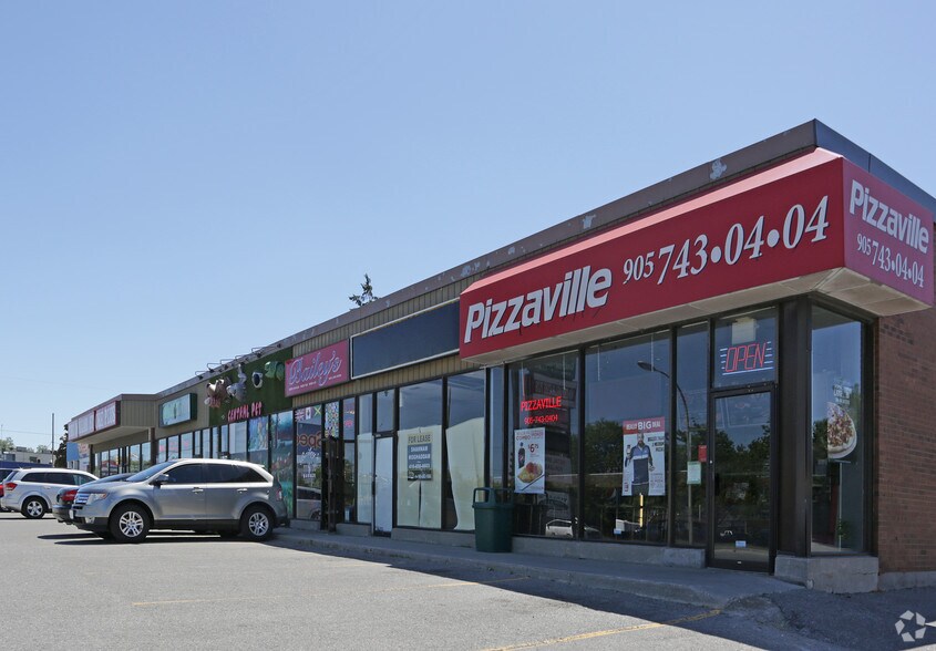 1100 Simcoe St N, Oshawa, ON L1G 4W6