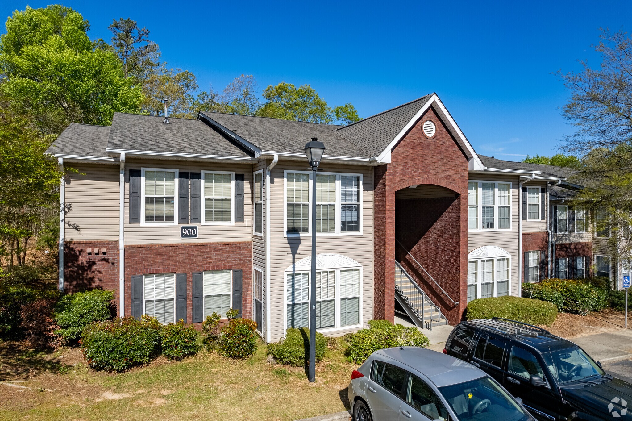 100 Paces Ct, Gainesville, GA for sale Primary Photo- Image 1 of 1