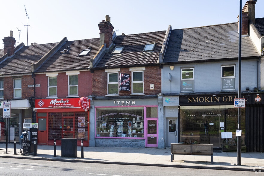 72 Godstone Rd, Kenley for sale - Primary Photo - Image 1 of 1