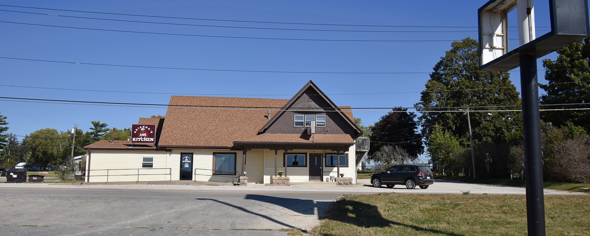 1826 1st St W, Independence, IA for sale Primary Photo- Image 1 of 13