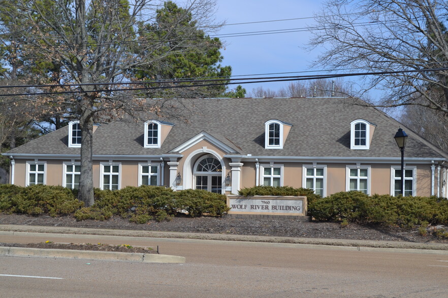 7960 Wolf River Blvd, Germantown, TN for sale - Building Photo - Image 1 of 1