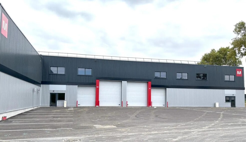 Flex in Bruguières for lease - Building Photo - Image 1 of 23