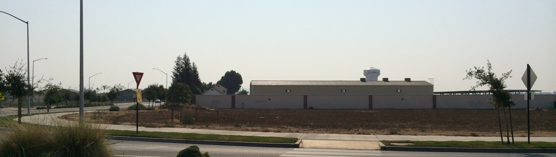S Buttonwillow Ave & Dinuba Ave, Reedley, CA 93654