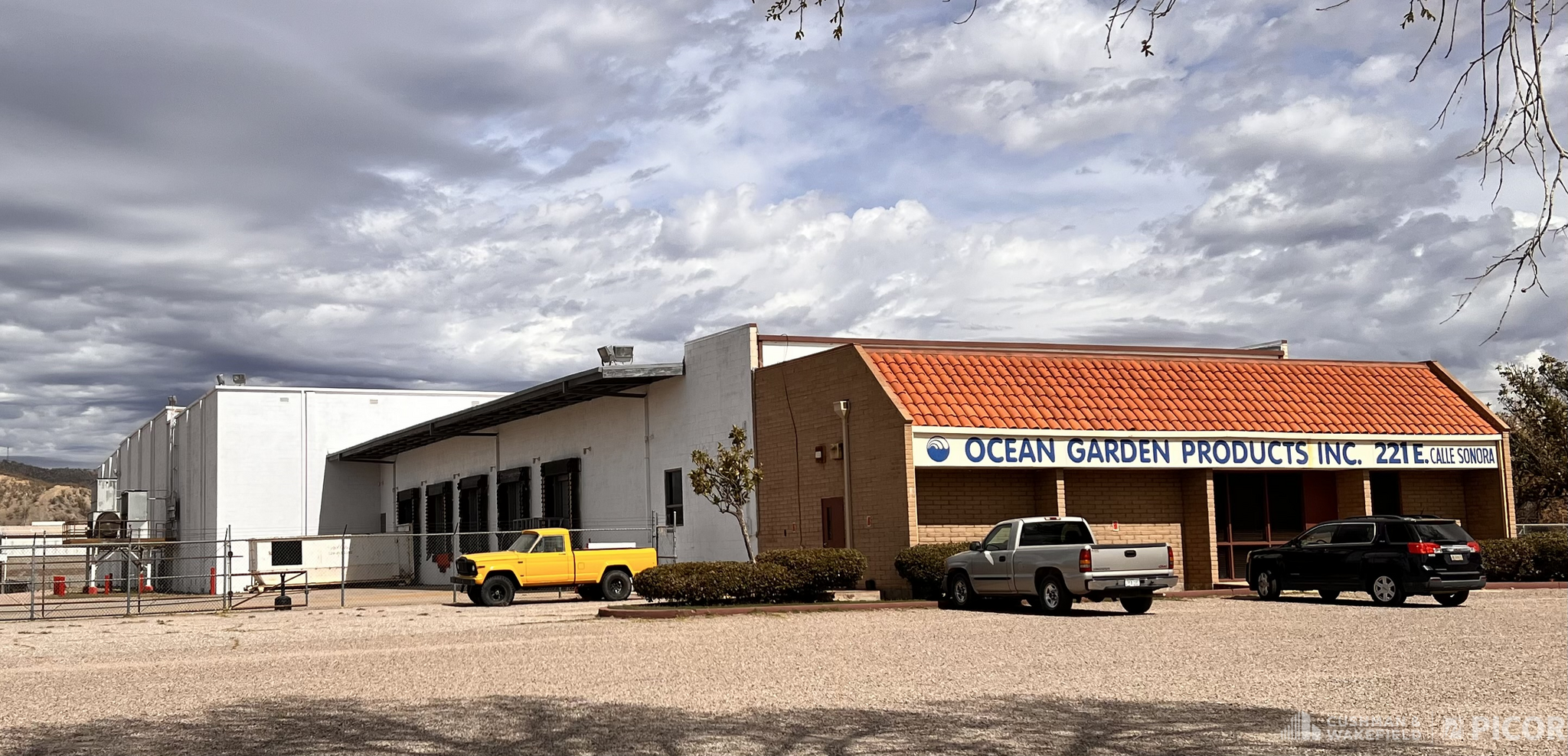 221 E Calle Sonora, Nogales, AZ for sale Building Photo- Image 1 of 12