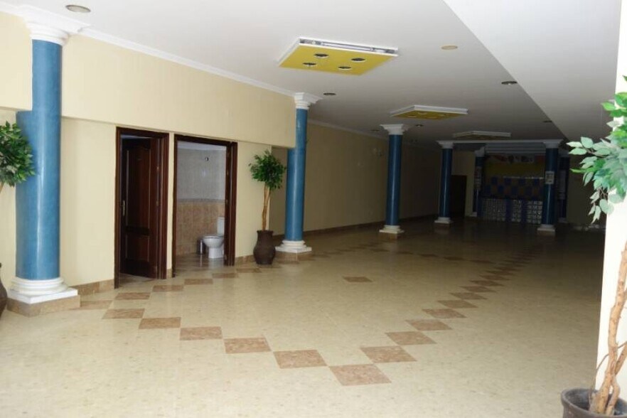 Retail in Marchena, Sevilla for lease - Building Photo - Image 2 of 18