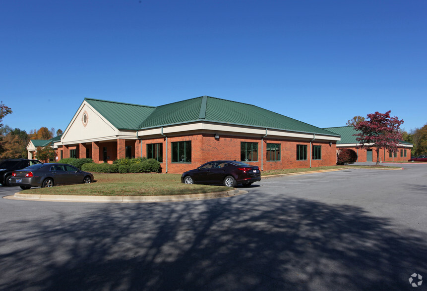 9238 Madison Blvd, Madison, AL for sale - Primary Photo - Image 1 of 1