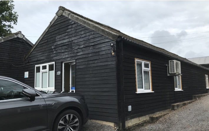 Coombe Hill Rd, East Grinstead for sale Primary Photo- Image 1 of 1