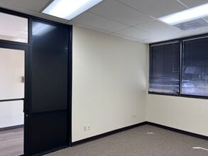 209 S Danville Dr, Abilene, TX for lease Interior Photo- Image 2 of 3