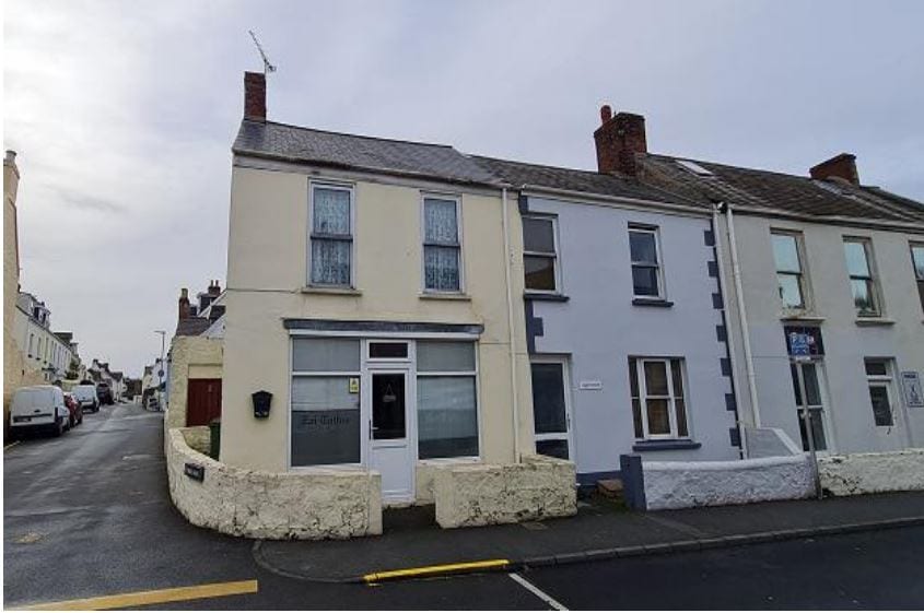 1 Brock Rd, Guernsey for sale Primary Photo- Image 1 of 1