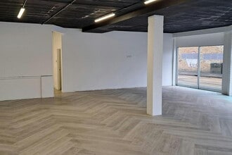 36-48 Frimley High St, Camberley for lease Interior Photo- Image 2 of 5
