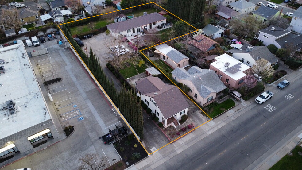 5650 Broadway, Sacramento, CA for sale - Building Photo - Image 1 of 1