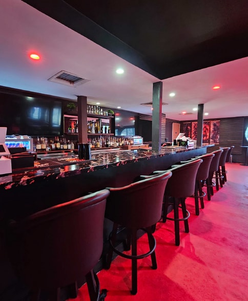 2836 Kapiolani Blvd, Honolulu, HI for sale - Building Photo - Image 2 of 5