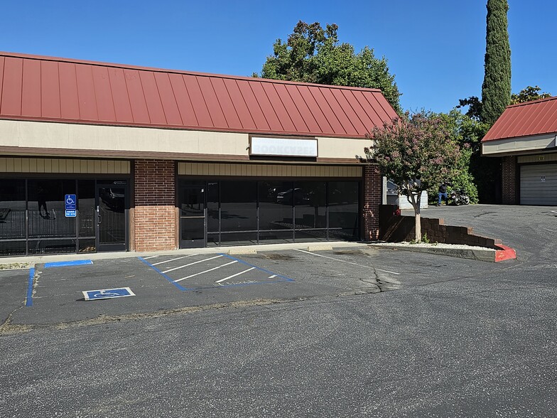 4076-4086 Grass Valley Hwy, Auburn, Ca 95602 - Dry Creek 