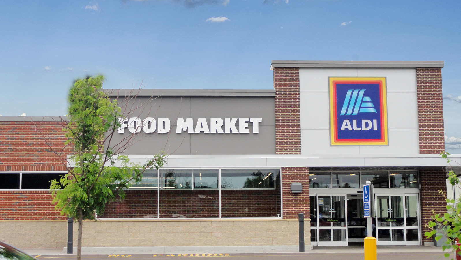 Aldi Supermarket, Duluth, MN 55811 | LoopNet