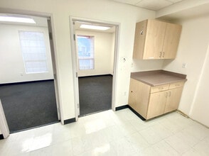 1550 Professional Dr, Petaluma, CA for lease Interior Photo- Image 2 of 3