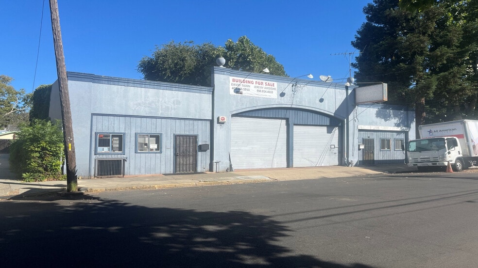 1129-1135 Hester Ave, San Jose, CA for sale - Building Photo - Image 2 of 10
