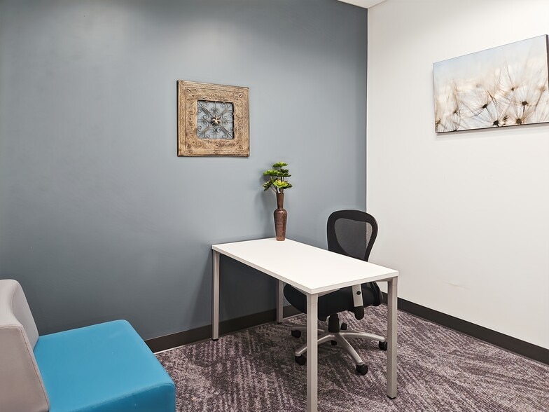 3200 E Guasti Rd, Ontario, CA for lease - Interior Photo - Image 3 of 20