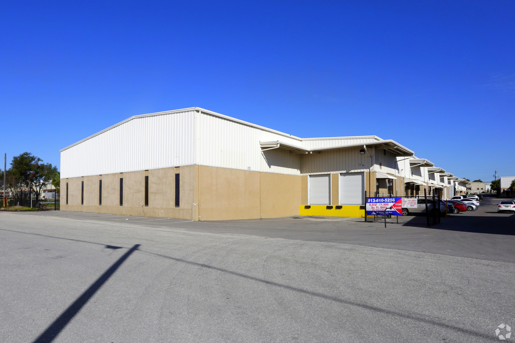 5212-5216 Cone Rd, Tampa, FL for lease Primary Photo- Image 1 of 7