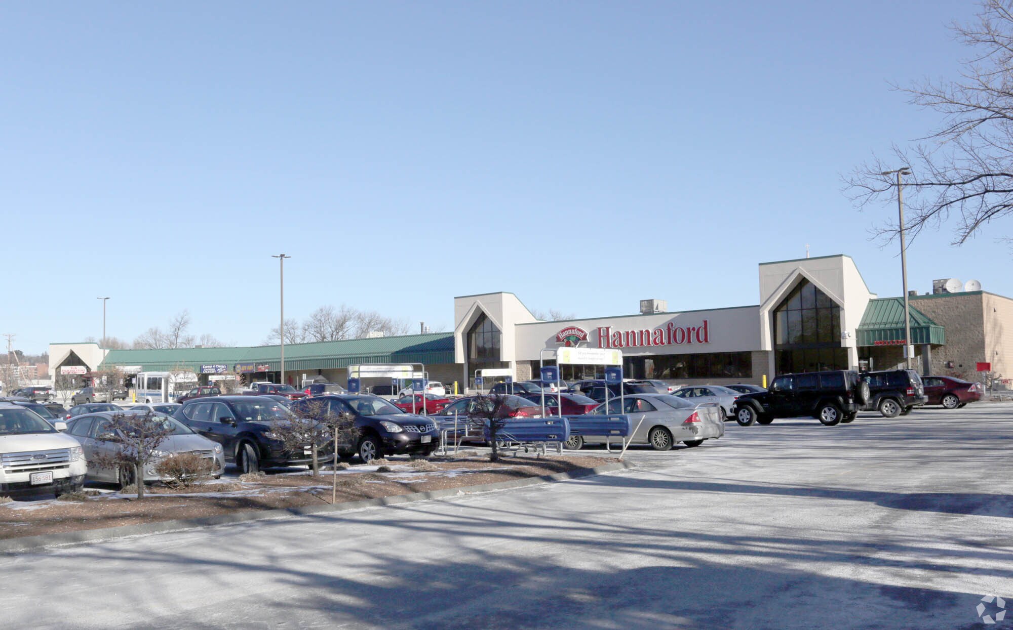 118 Lancaster St, Leominster, MA 01453 Hannaford's Plaza