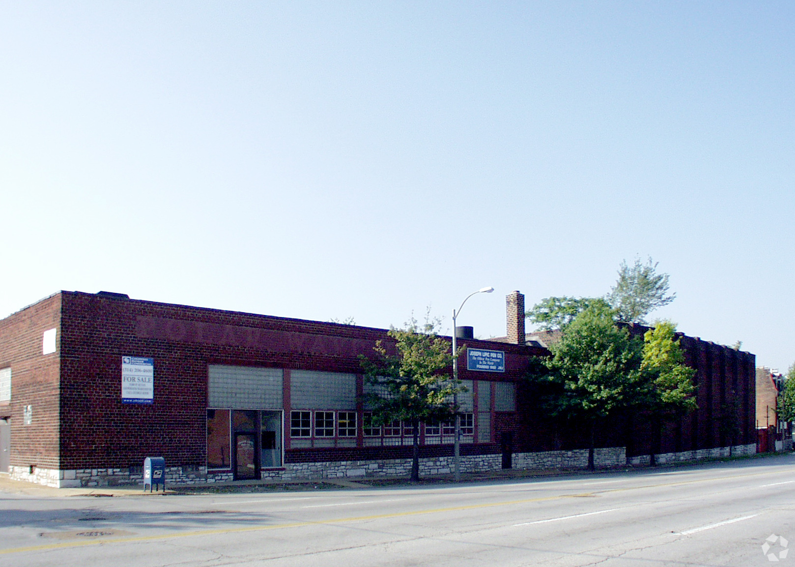 2200 Gravois Ave, Saint Louis, MO for sale Primary Photo- Image 1 of 1