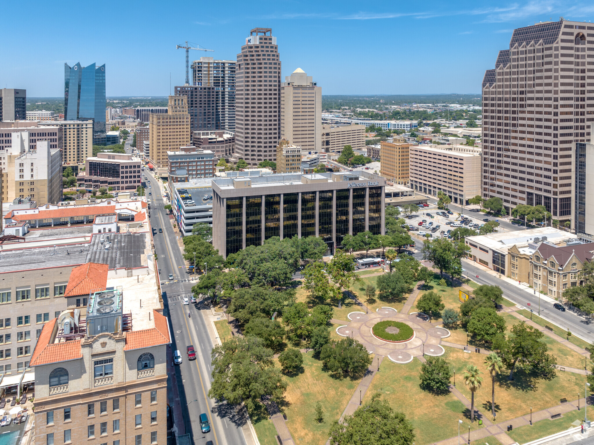 711 Navarro St, San Antonio, TX for lease Building Photo- Image 1 of 32