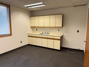 144 Metro Park, Rochester, NY for lease Interior Photo- Image 1 of 5