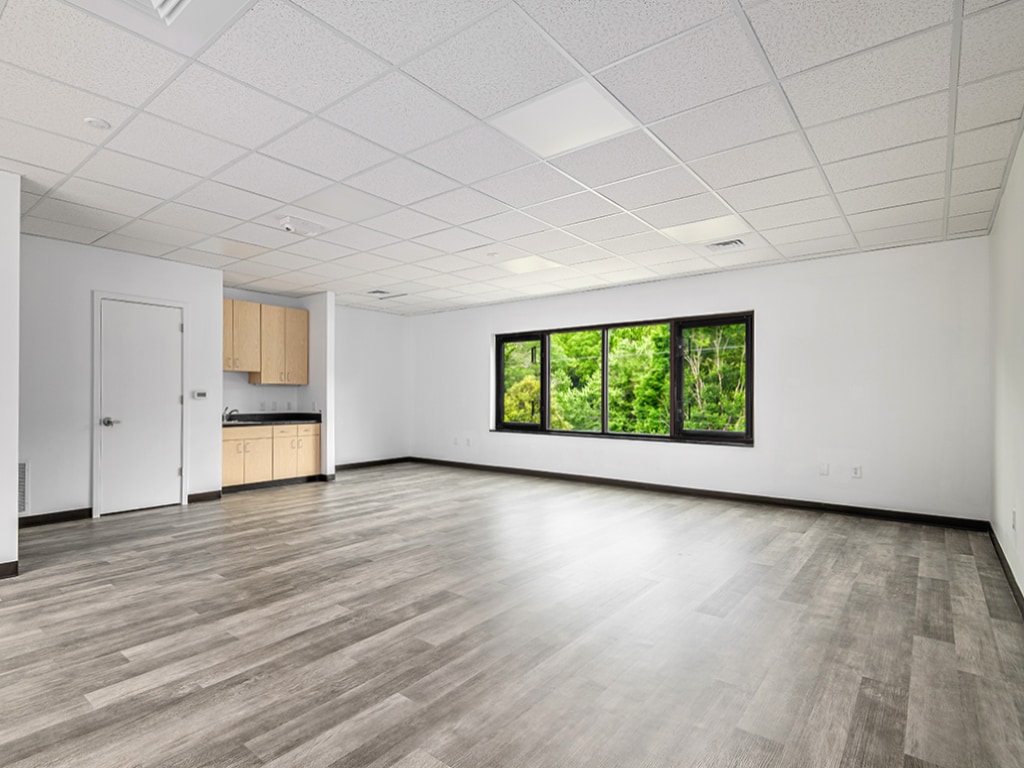 76 Glendale Ave, Asheville, NC for lease Interior Photo- Image 1 of 1