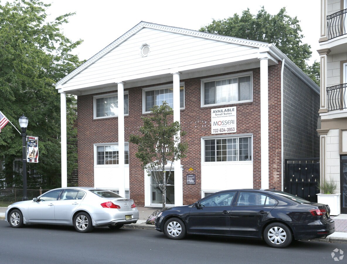 73 Main St, Woodbridge, NJ 07095