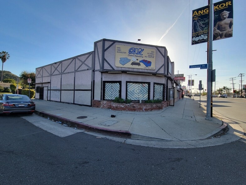 5760-5778 Obama Blvd, Los Angeles, CA for lease - Building Photo - Image 2 of 7