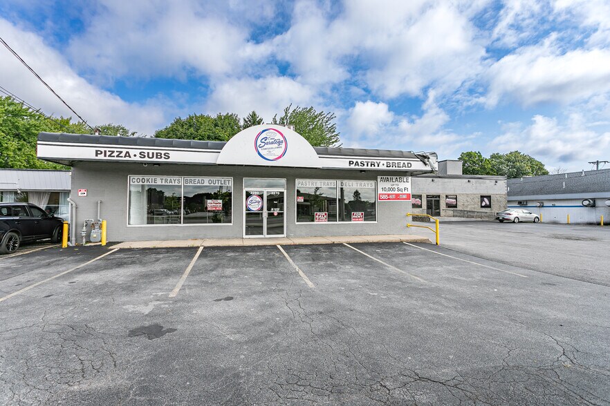 22702280 Lyell Ave, Rochester, NY 14606 .