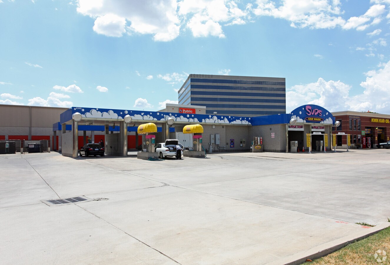 Primary Photo