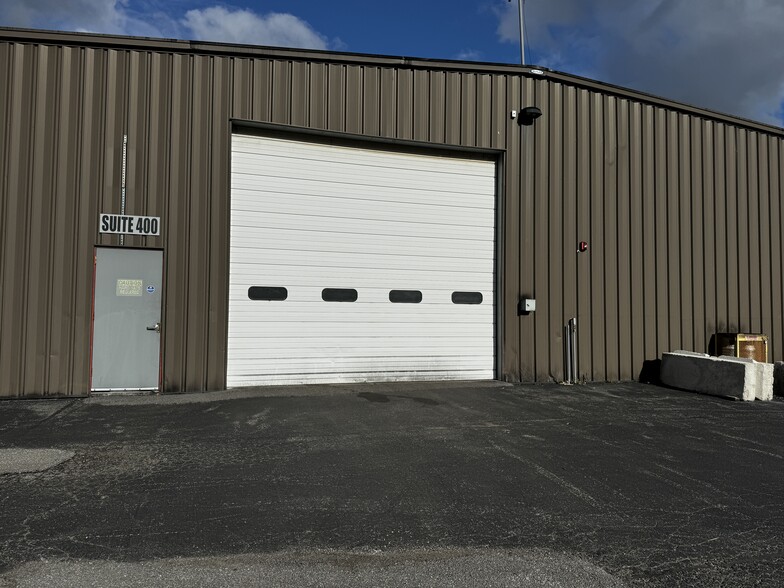 1075 Buffalo Rd, Rochester, NY for lease - Primary Photo - Image 1 of 11