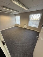 12 English Walls, Oswestry for lease Interior Photo- Image 2 of 2