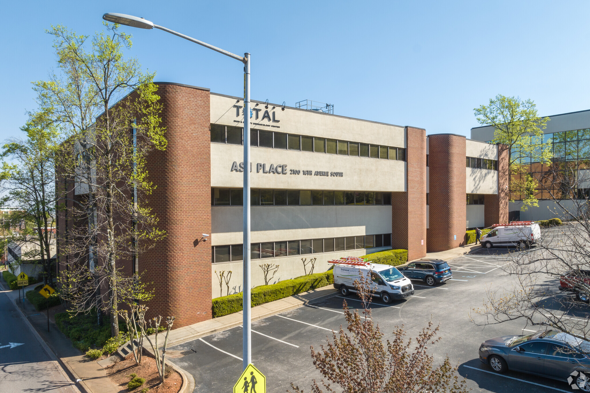 2100 16th Ave S, Birmingham, AL for sale Building Photo- Image 1 of 5