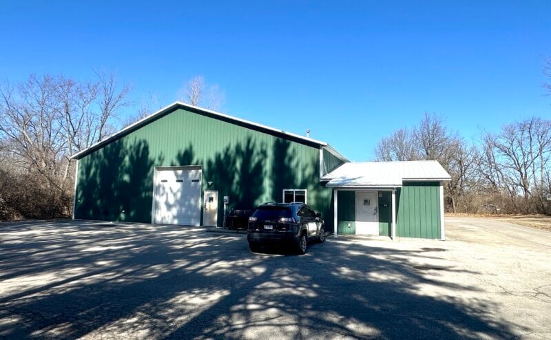 1102 W Ravina Park Rd, Decatur, IL for sale Primary Photo- Image 1 of 4