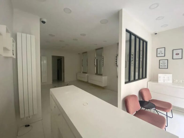 Retail in Paris for sale - Building Photo - Image 3 of 7