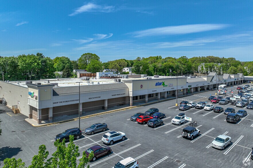 1070-1104 Lexington St, Waltham, MA for sale - Primary Photo - Image 1 of 1
