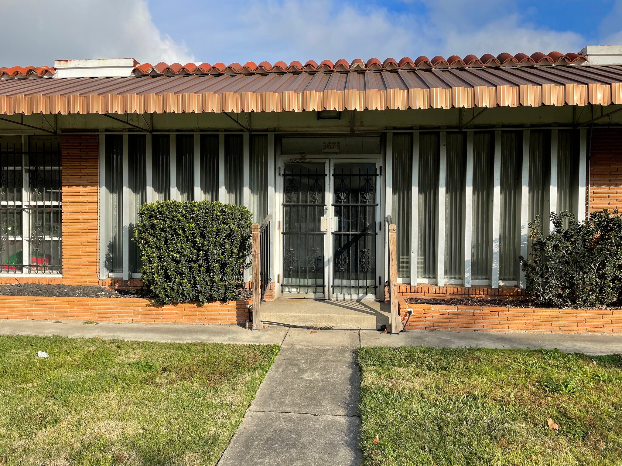 3675 Florida Blvd, Baton Rouge, LA for sale Primary Photo- Image 1 of 1