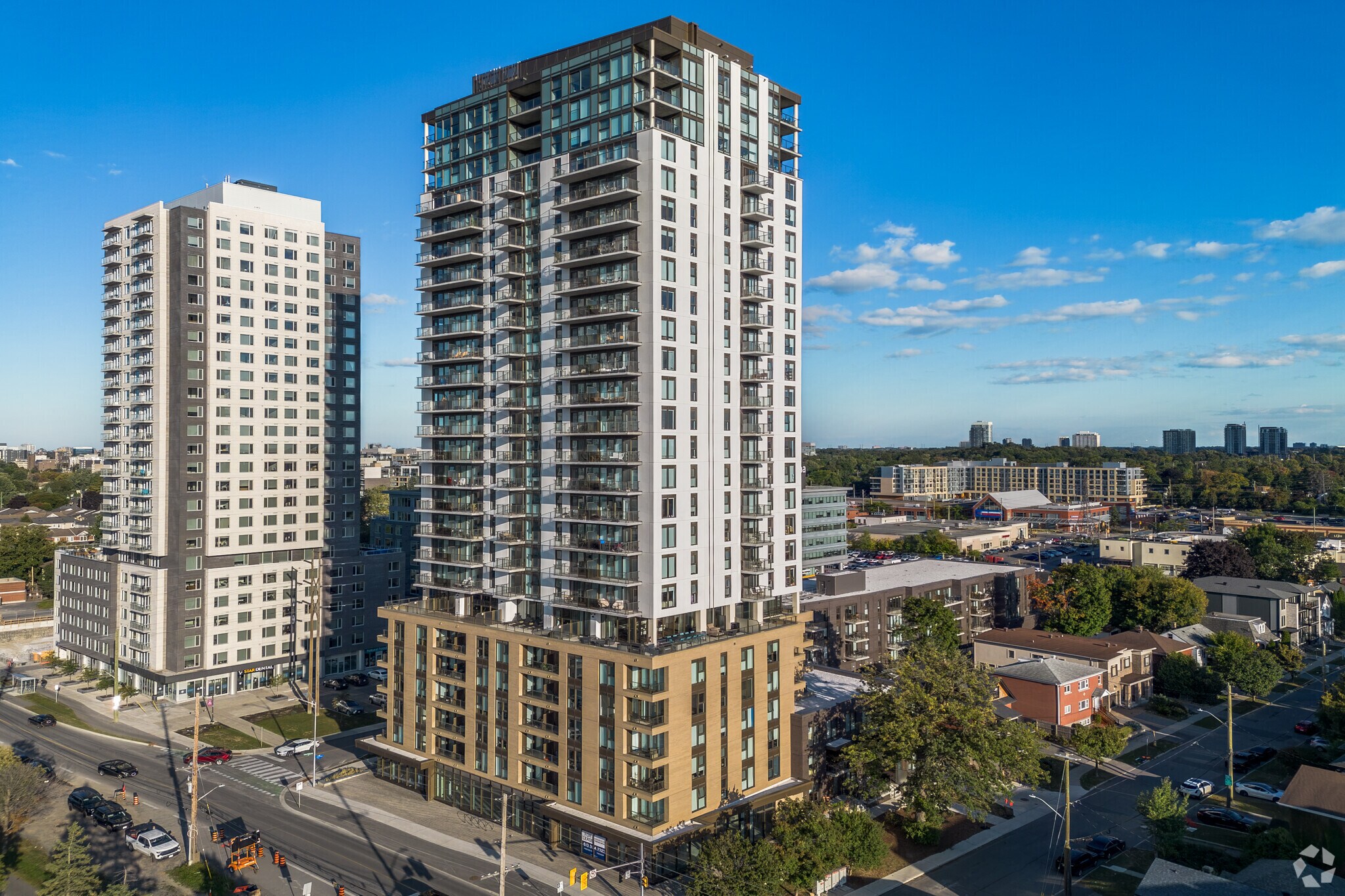 300 McRae Av, Ottawa, ON for lease Primary Photo- Image 1 of 32