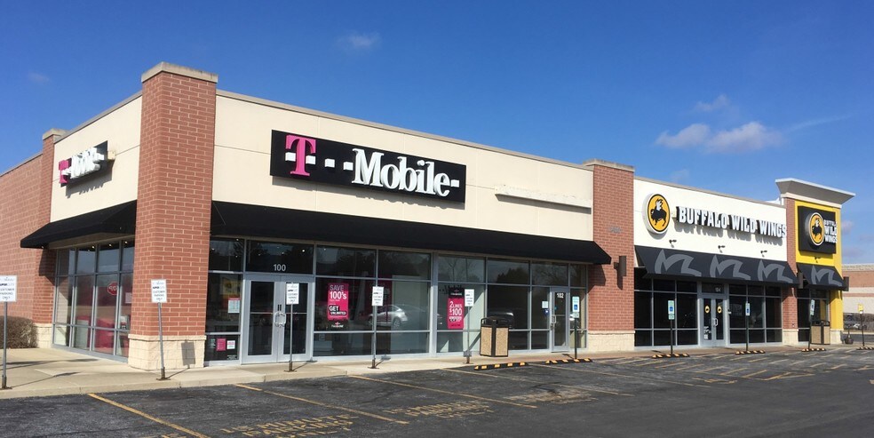 1460 Orchard Rd, Aurora, IL for sale - Primary Photo - Image 1 of 1