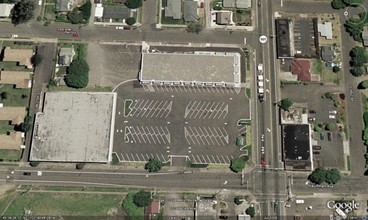 800 W Fourth Plain Blvd, Vancouver, WA - aerial  map view