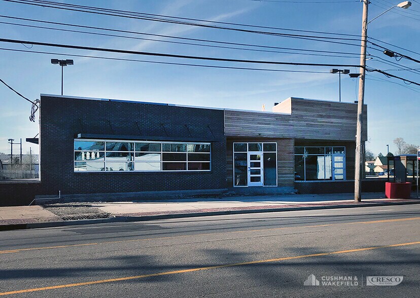 13820 Lorain Ave, Cleveland, OH 44111