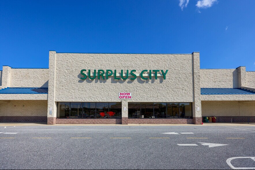 875 Lincoln Way W, Chambersburg, PA for lease - Building Photo - Image 2 of 6