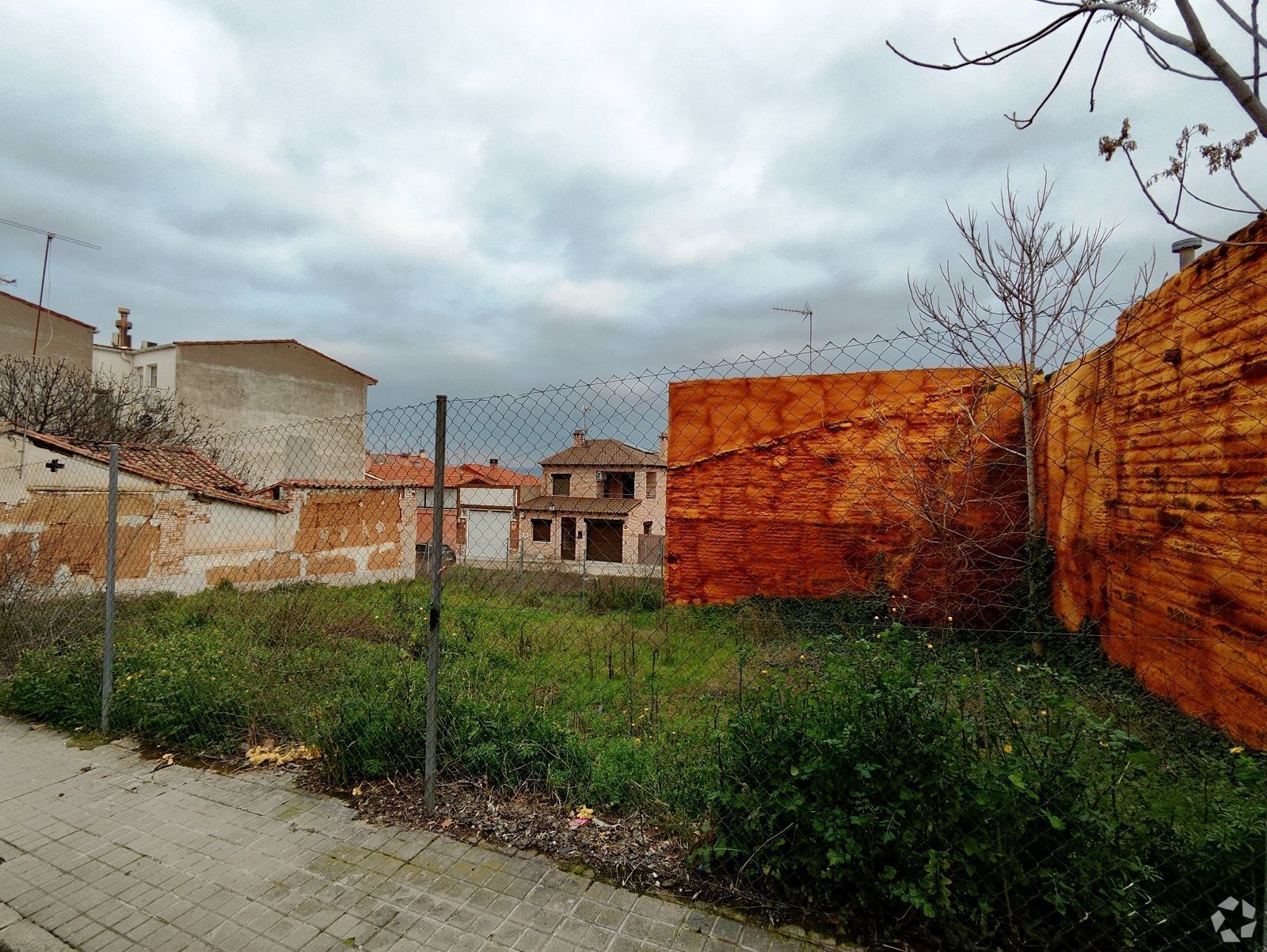 Land in Cabanillas del Campo, Guadalajara for sale Primary Photo- Image 1 of 1