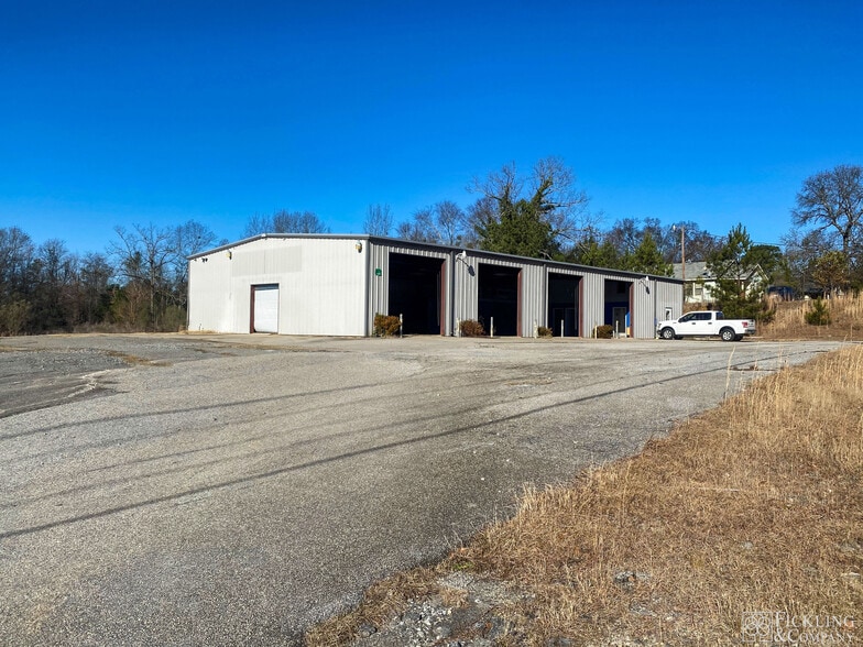 3401 Ocmulgee East Blvd, Macon-Bibb, GA for sale - Building Photo - Image 1 of 11