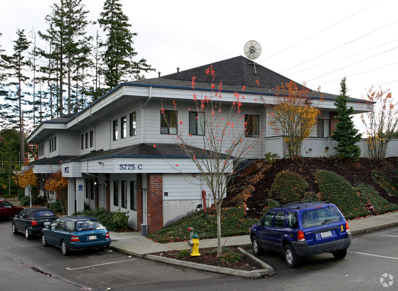 5775 Soundview Dr, Gig Harbor, WA for lease - Building Photo - Image 2 of 6